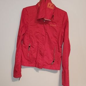 Bench alternative jacket in red